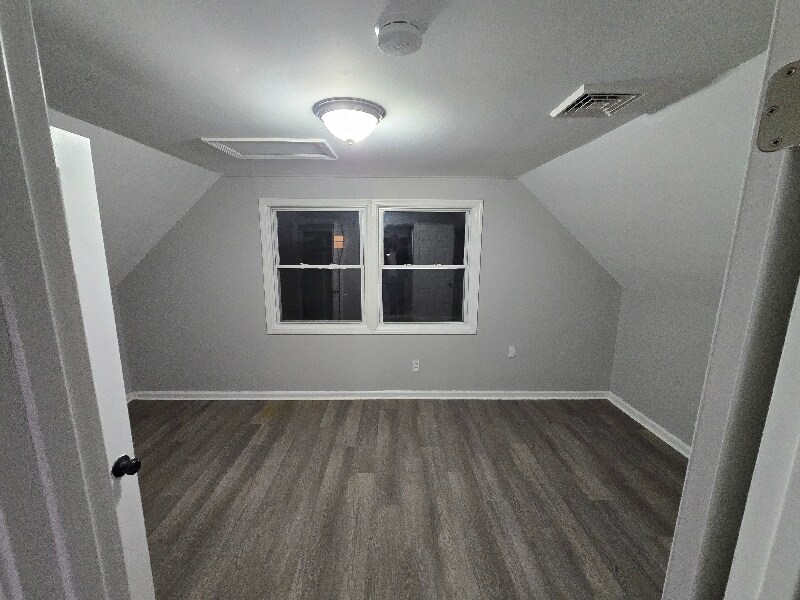 Building Photo - 6 Spindletop Ln