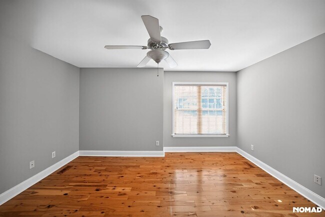 Building Photo - 405 Foxbridge Ct