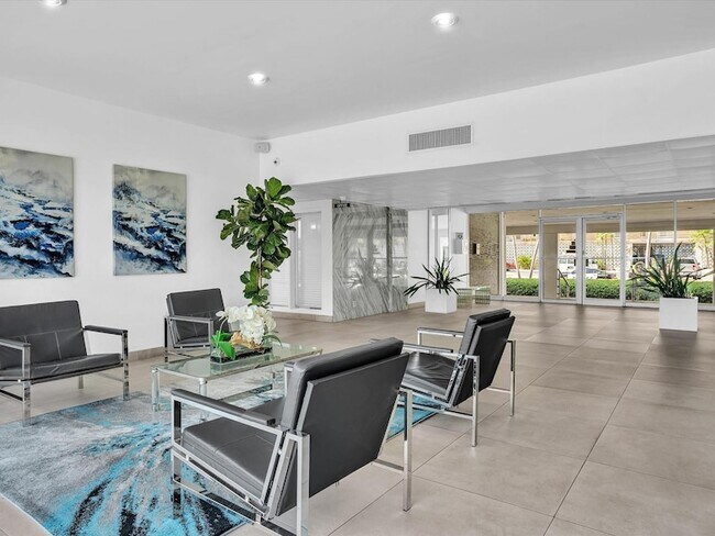 Building Photo - 401 Golden Isles Dr