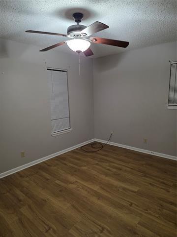 Building Photo - 2470 Briarwood Dr