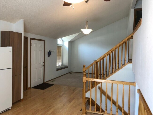 Building Photo - 3 Bedroom House on Quiet Cul-de-sac in Broomfield