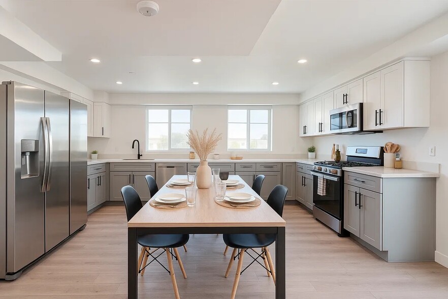 Primary Photo - 1366 West 35th St