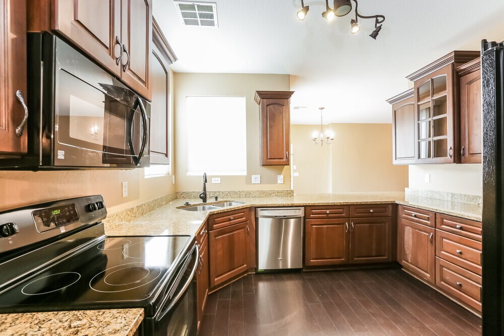 Building Photo - 3617 S Winter Ln