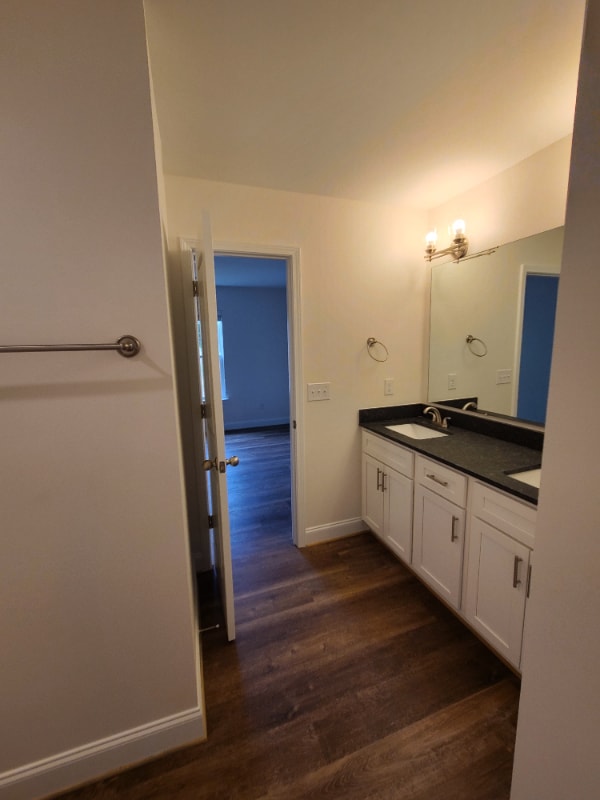 Building Photo - 106 Solis Ct