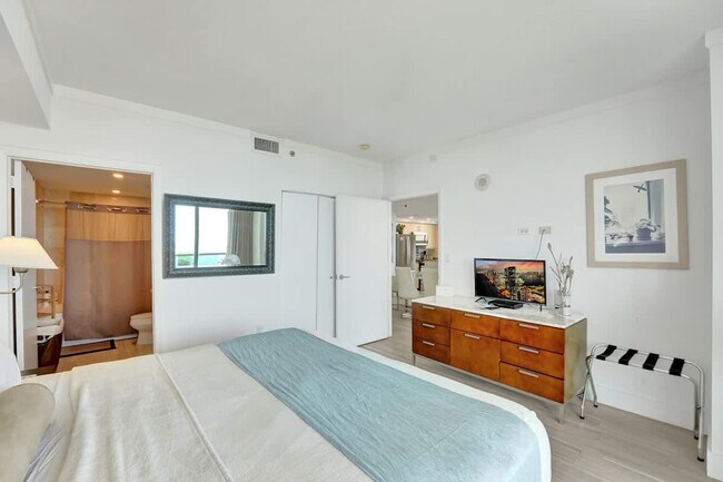 Building Photo - 2889 McFarlane Rd