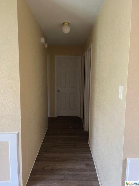 Building Photo - 1206 Fox Creek Dr