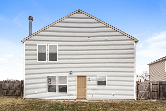 Building Photo - 424 W Warrior Ct