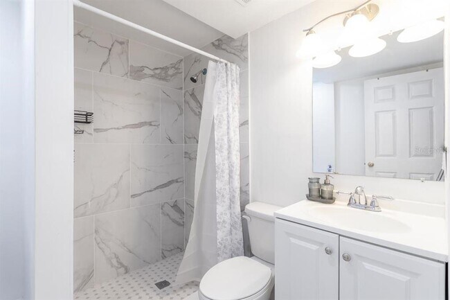 Building Photo - 4317 E Regnas Ave