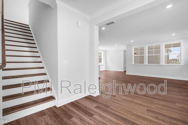 Building Photo - 404 Rolling Pasture Way