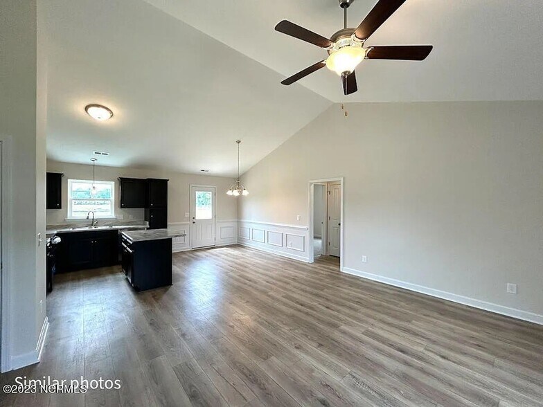 Building Photo - 707 Alpha Ct