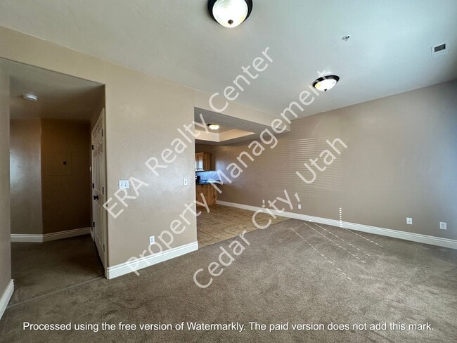 Building Photo - 576 W 1045 N