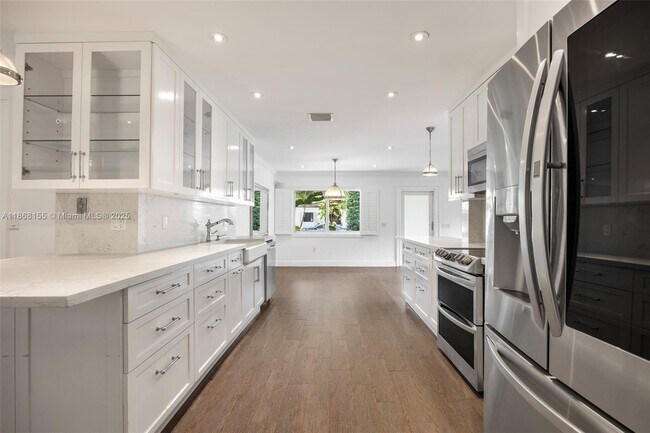 Building Photo - 1261 San Miguel Ave