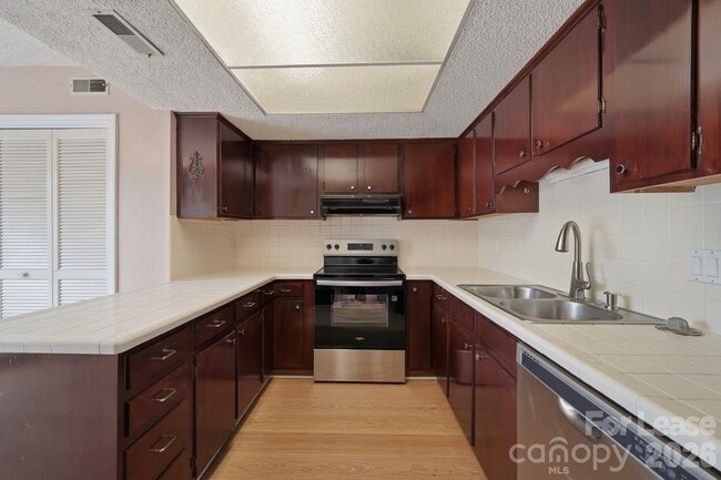 Building Photo - 11119 Michelangelo Court