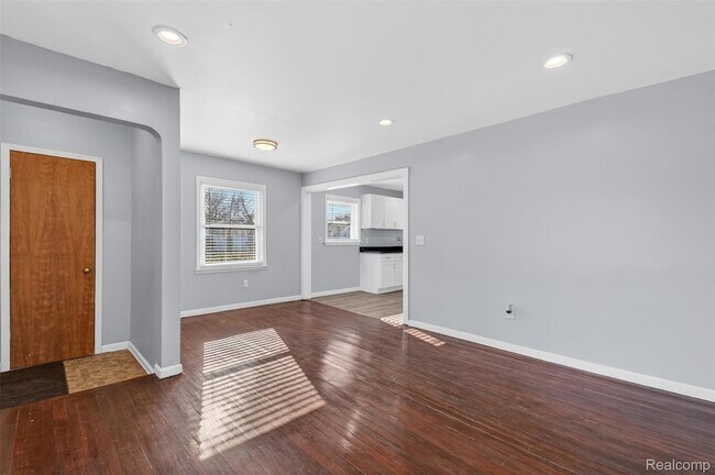 Building Photo - 8154 Quinn St