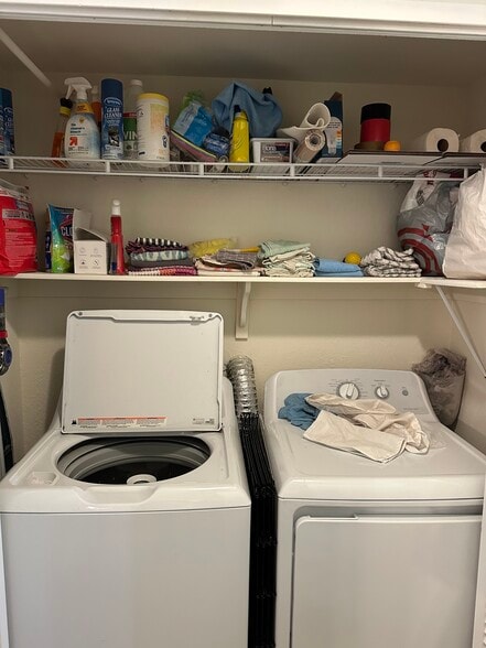 Building Photo - 2941 C St