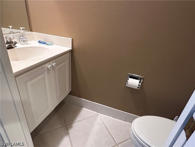Building Photo - 5601 Cove Cir
