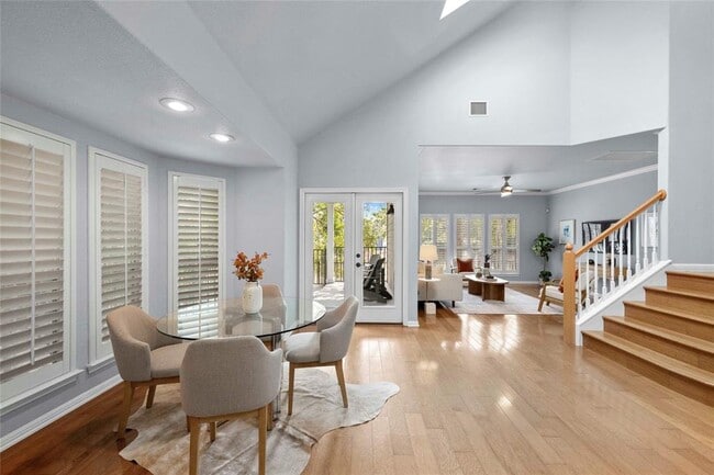 Building Photo - 6704 Menchaca Rd