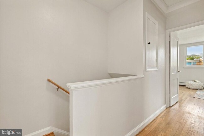 Building Photo - 5BR Home Near Takoma with Parking & Finished Lower Level