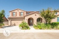 Building Photo - Clovis Eastside Home, 4BR/3BA, Built 2017 - Lots of Amenities!