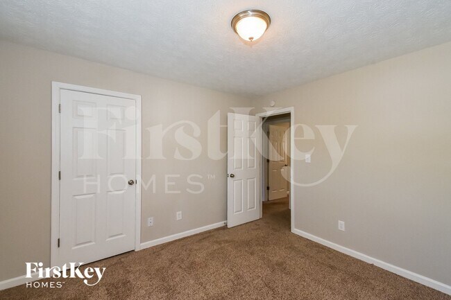 Building Photo - 189 Bay Ct Dr