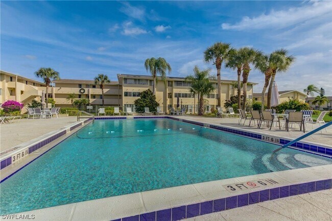 Building Photo - 55+ Charming first-floor condo nestled in the serene Fairways 3 Condominiums