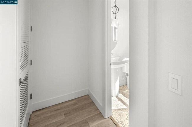 Building Photo - 2802 Chattelton Ln., San Pablo