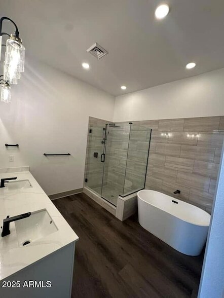Building Photo - 7111 E Tierra Buena Ln