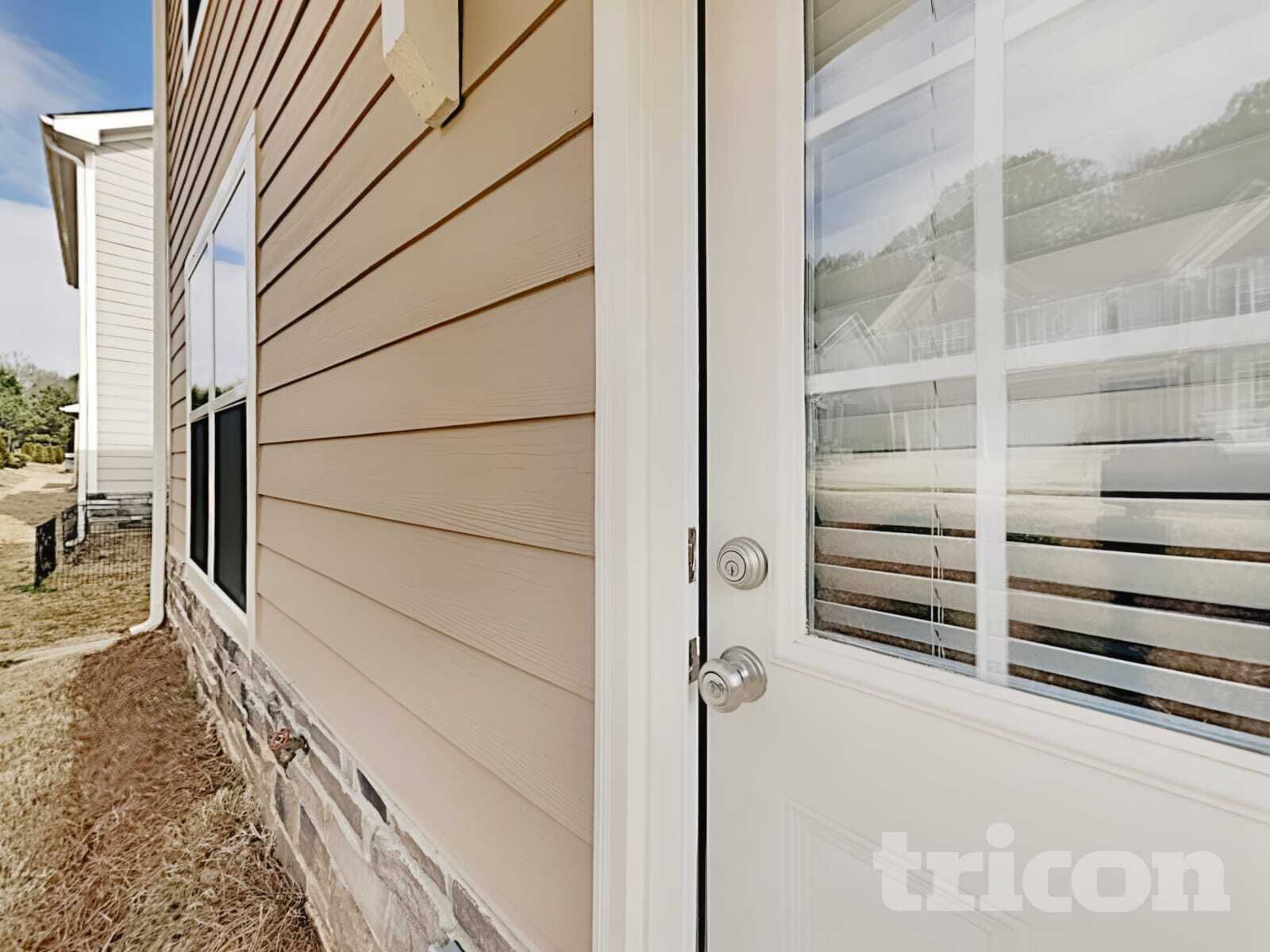 Building Photo - 420 Best Friends Turn Alley