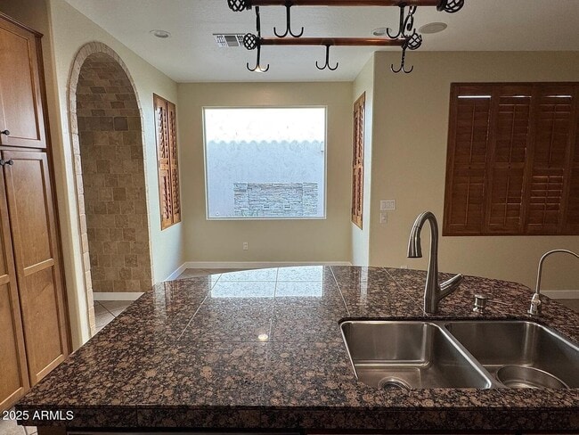 Building Photo - 2909 N 48th St