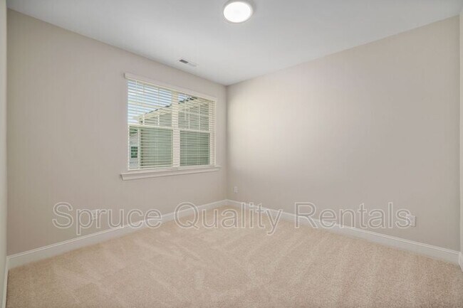 Building Photo - 155 Night Tulip Pl