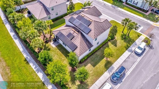 Building Photo - 92 Palmetto Ln