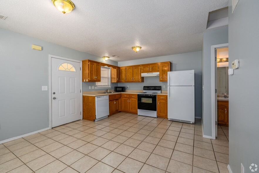 Interior Photo - The Pointe at Waynesville