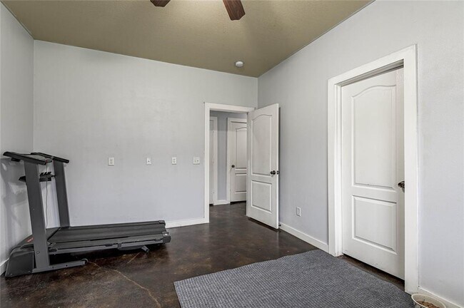 Building Photo - 3122 Molly-