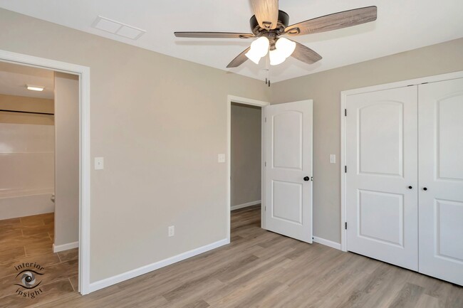 Building Photo - 1317 Sioux Turn