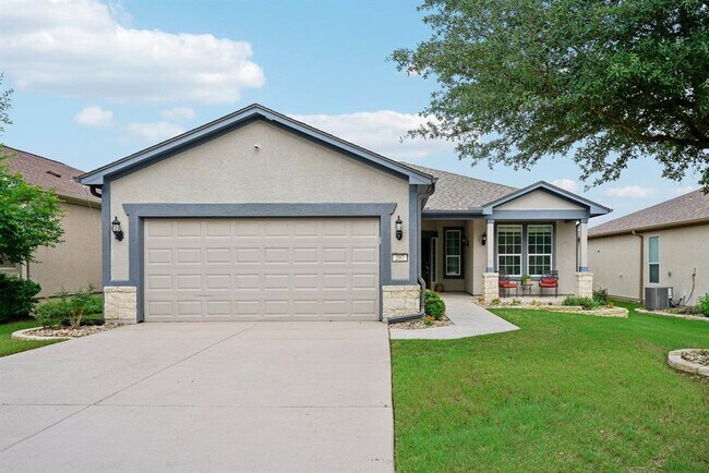 Building Photo - 207 Trinity Lane