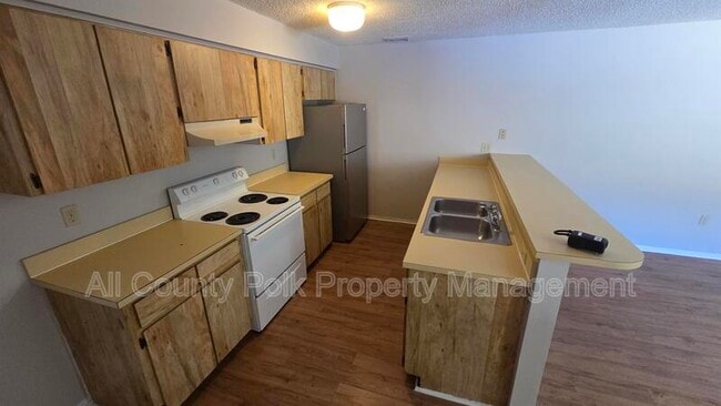 Building Photo - 2116 Brandy Pl