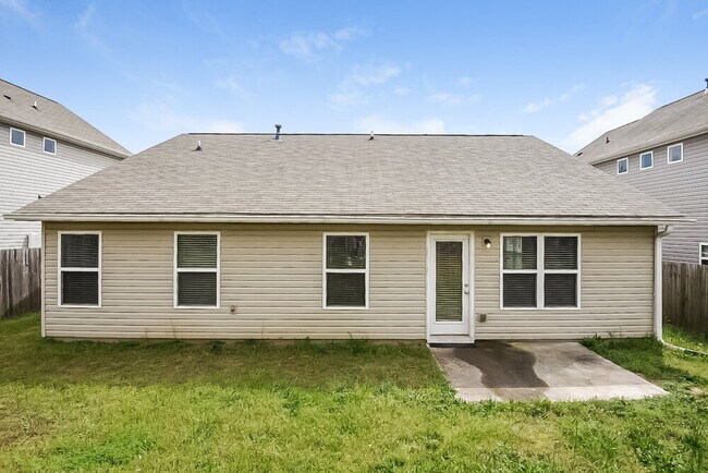 Building Photo - 138 Hill Side Way