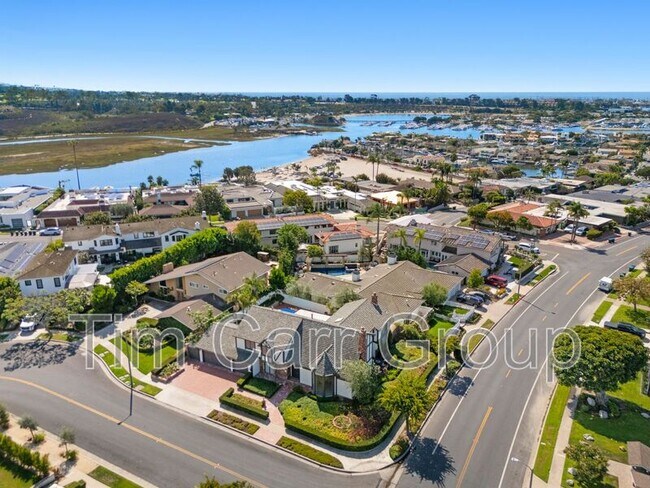 Building Photo - 1300 Antigua Way