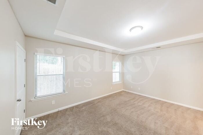 Building Photo - 1816 Clarke Cir
