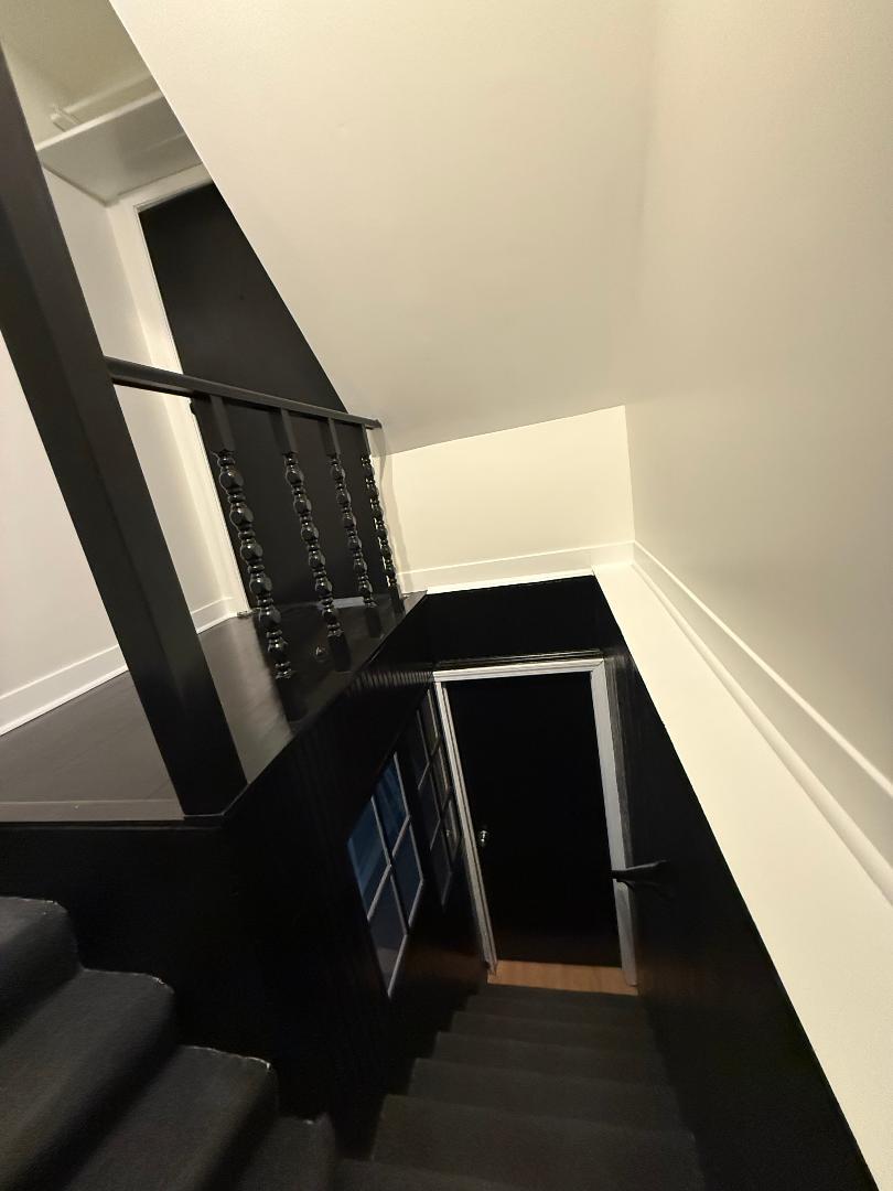 Building Photo - 4523 N Keokuk Ave