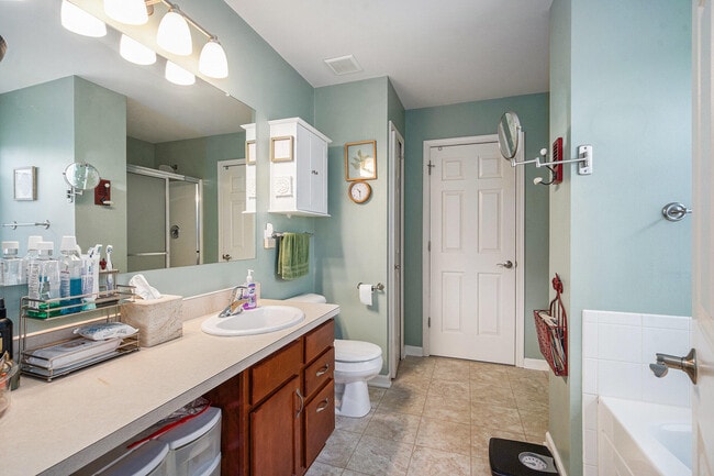 Building Photo - 6275 Schuss Crossing