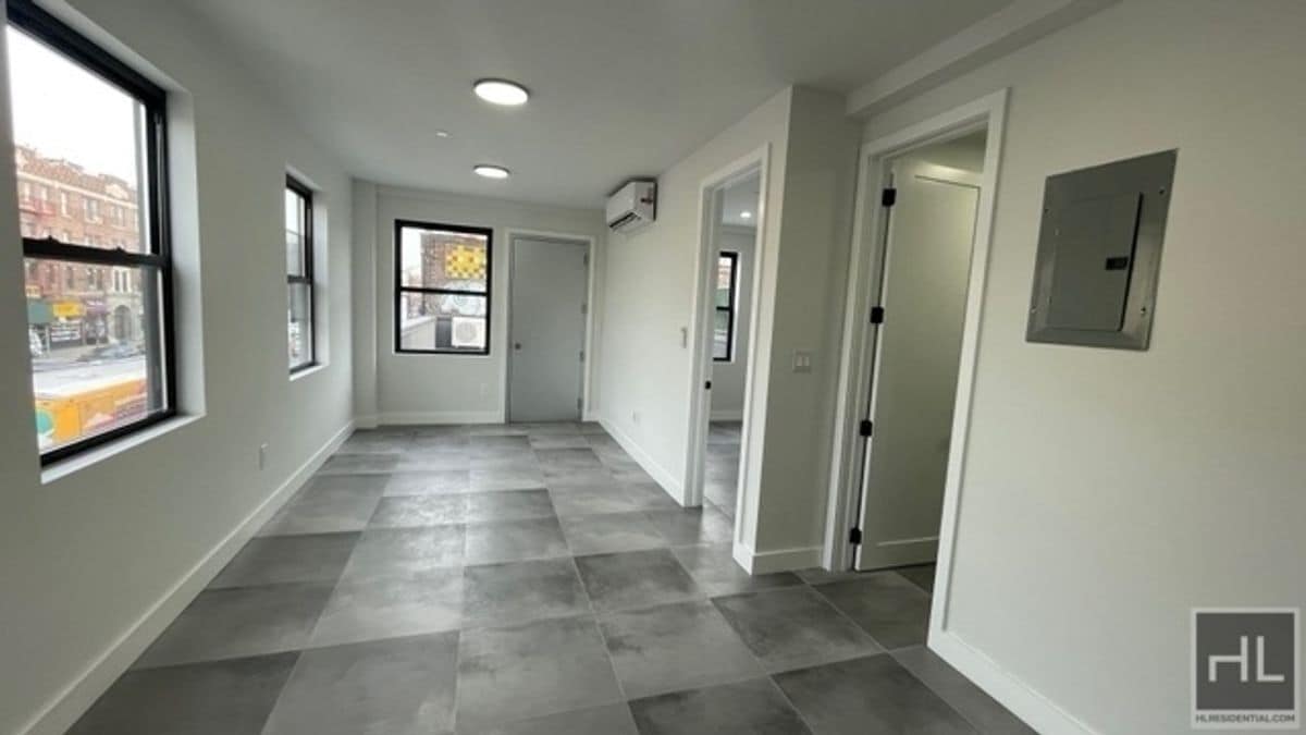 Building Photo - BRAND NEW CONSTRUCTED  MODERN  1 BEDROOM w...