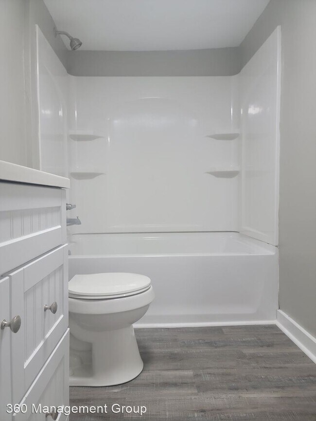 Building Photo - 2 br, 1 bath House - 1841 Logana Pike