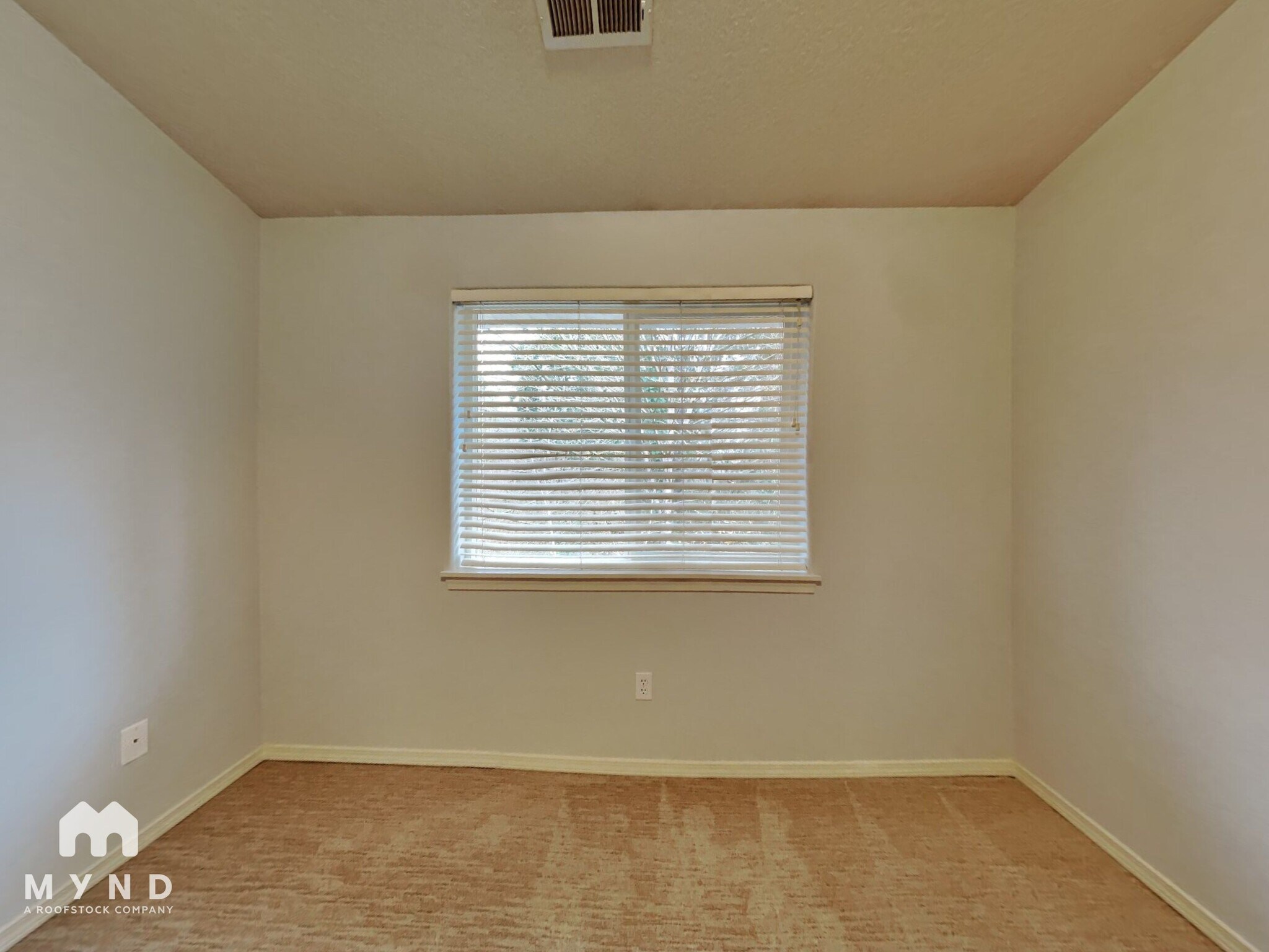 Building Photo - 8019 NE 38th Ave