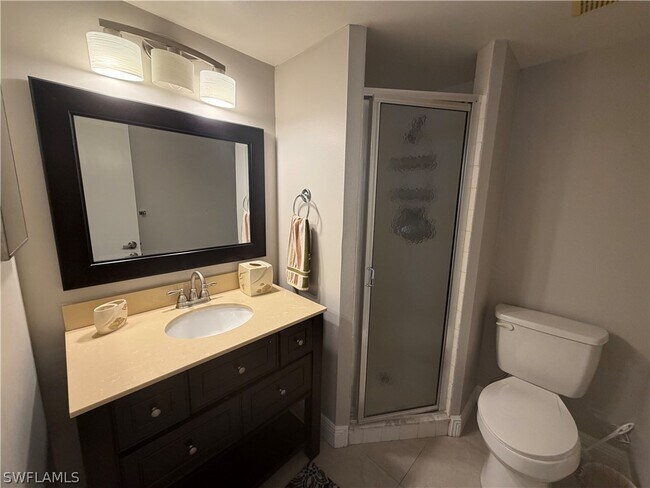 Building Photo - 1085 Forest Lakes Dr