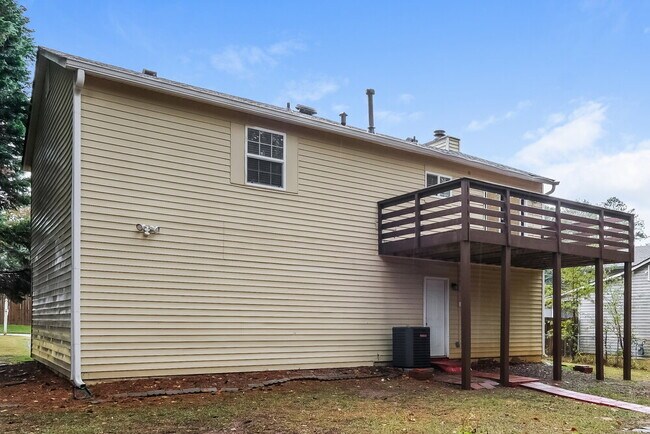 Building Photo - 5224 Brough Ln