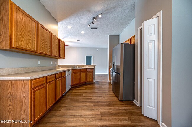 Building Photo - 3174 White Heron Trail
