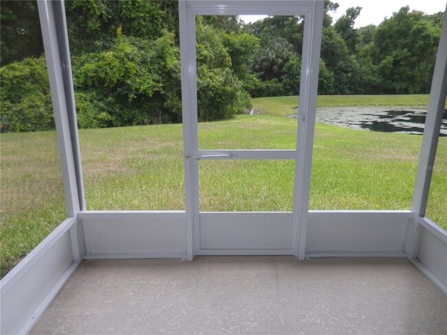 Building Photo - 15965 Fishhawk View Dr