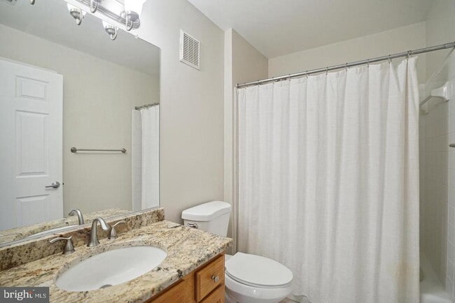 Building Photo - 6022 Madison Overlook Ct