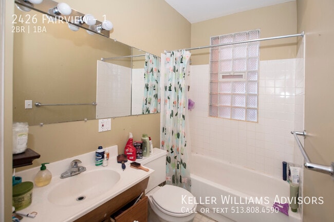 Building Photo - 2426 Fairview-1